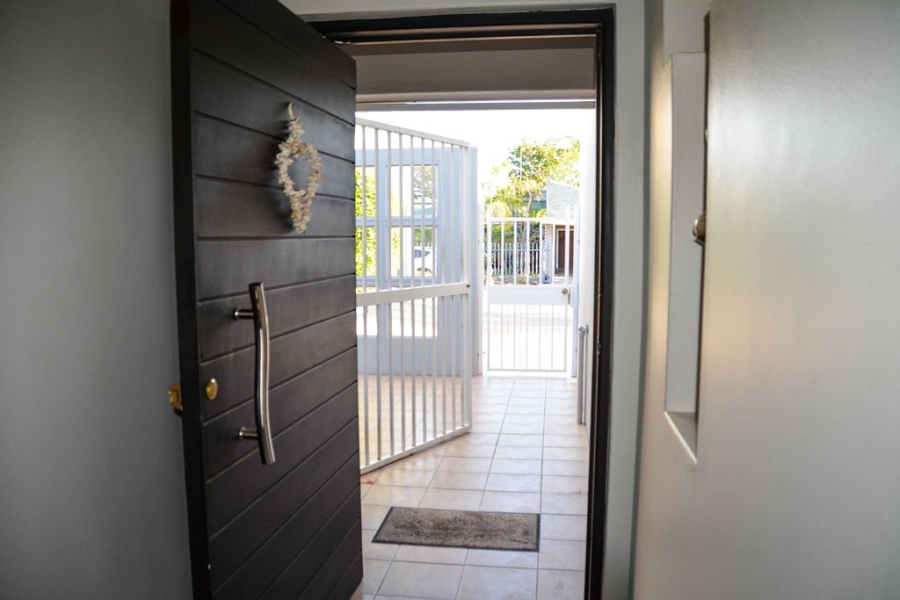 4 Bedroom Property for Sale in Vredendal Western Cape